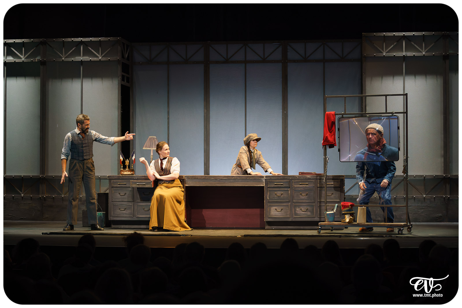 LES TÉMÉRAIRES (LE GRENIER DE BABOUCHKA)